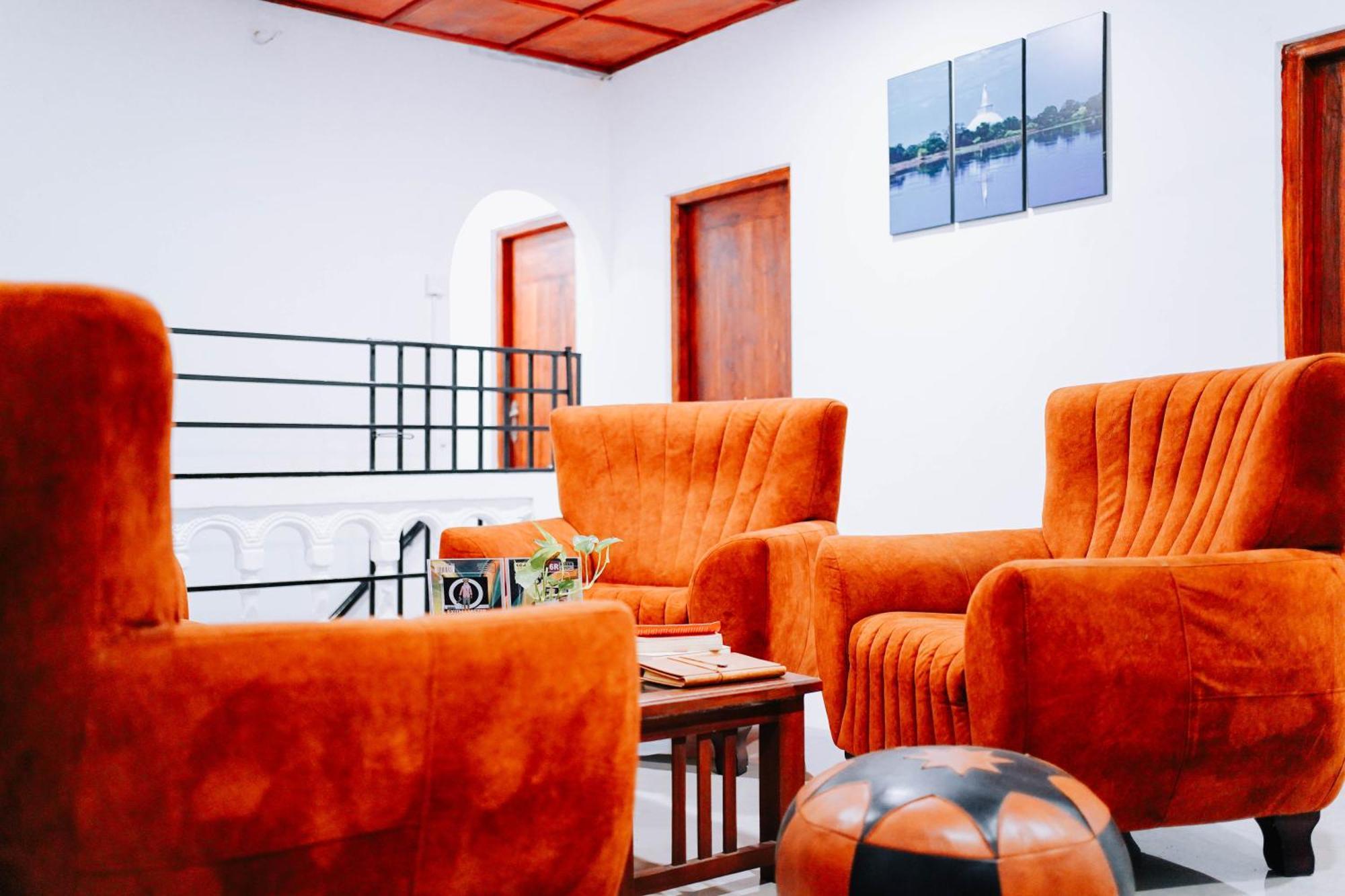 Abhaya Resorts 阿努拉德普勒 外观 照片