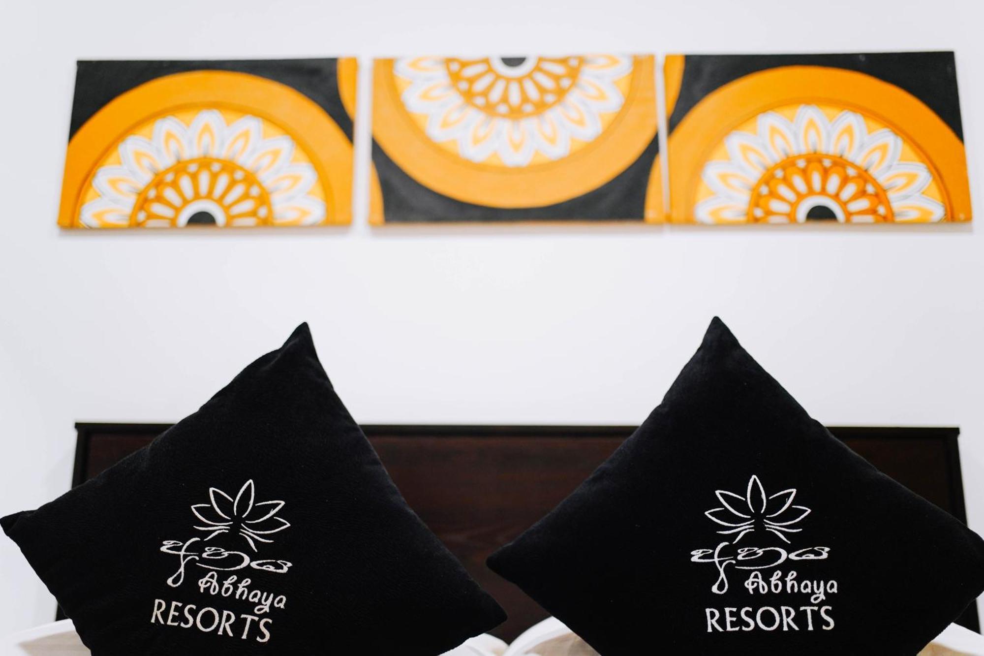 Abhaya Resorts 阿努拉德普勒 外观 照片