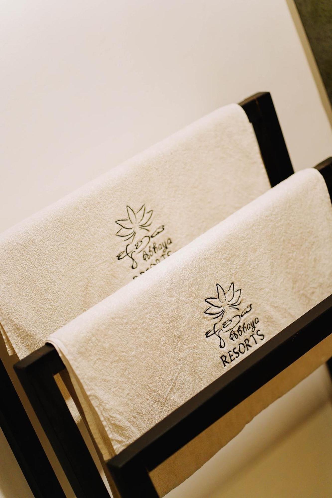 Abhaya Resorts 阿努拉德普勒 外观 照片