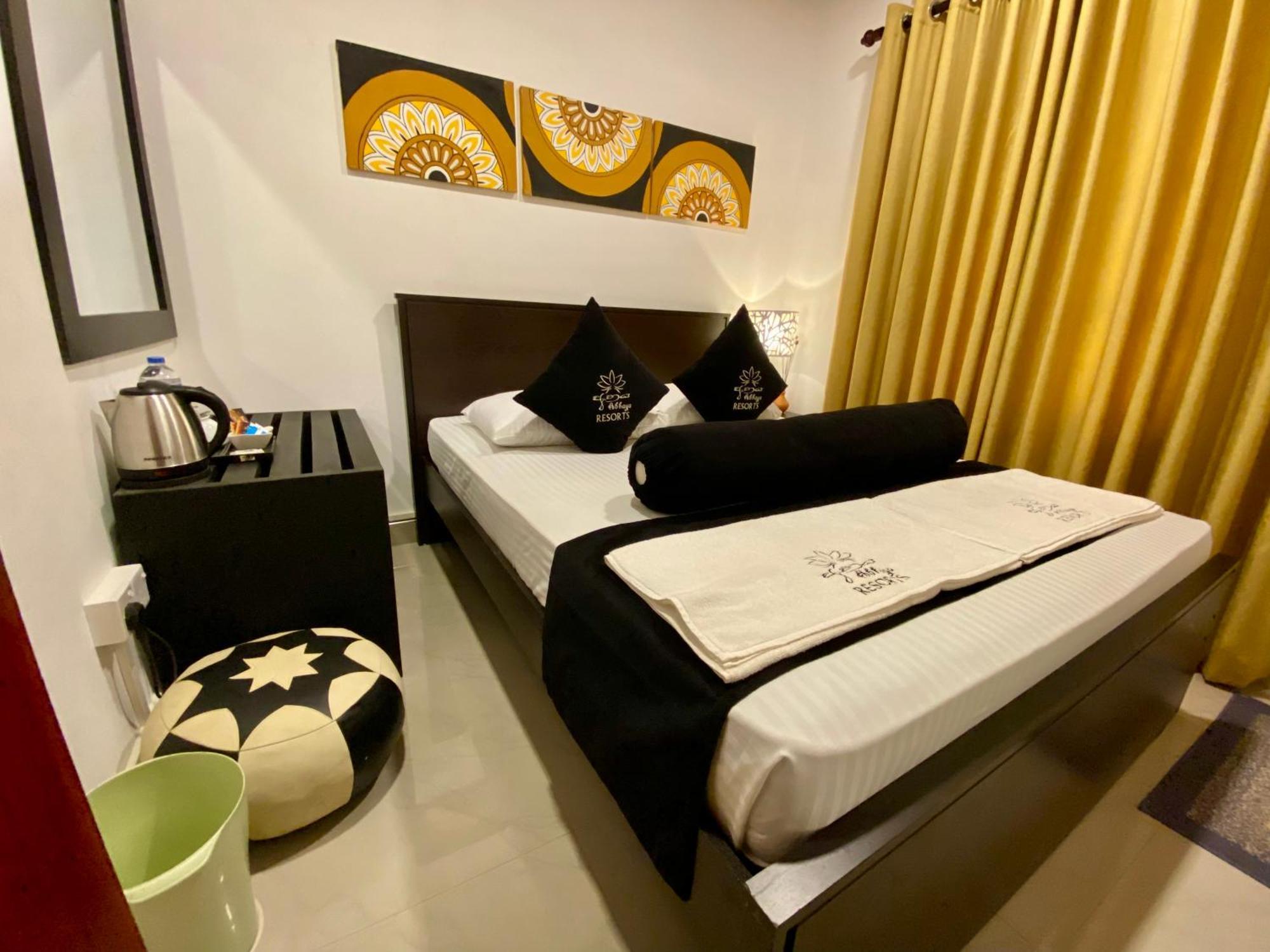 Abhaya Resorts 阿努拉德普勒 外观 照片